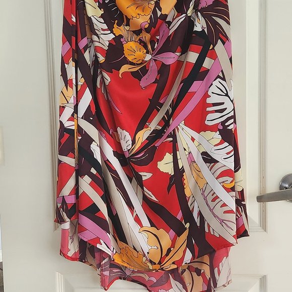 Mexx halter blouse and skirt, 100% silk, top is size 12, skirt size 14 - Picture 1 of 5